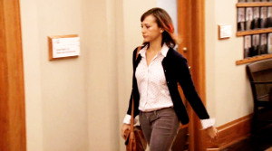 ann-perkins-cardigan-gray-jeans-parks-and-recreation